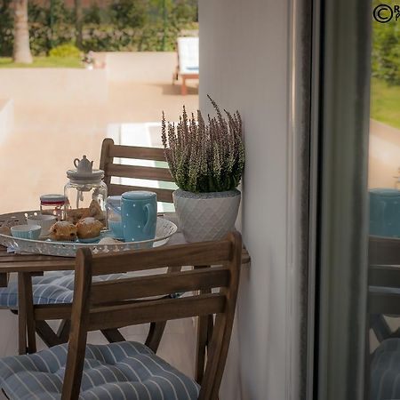 B&B La Gatta Sul Tetto Borgo san Donato  外观 照片