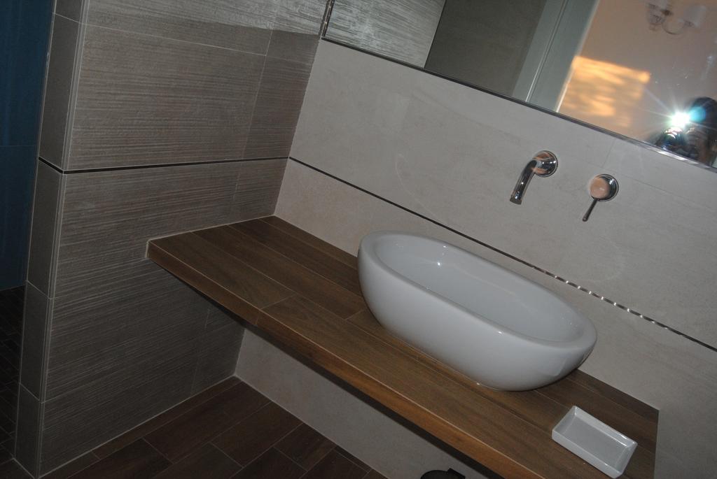 B&B La Gatta Sul Tetto Borgo san Donato  客房 照片